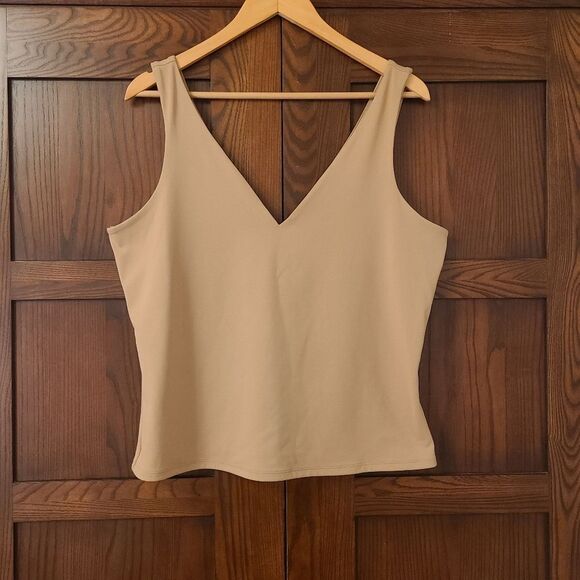 Express Body Contour High Compression Double V-Neck Smoothing Tank XL - Picture 2 of 6